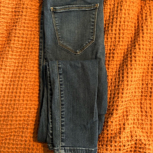 Hollister Jean bundle - Picture 4 of 11